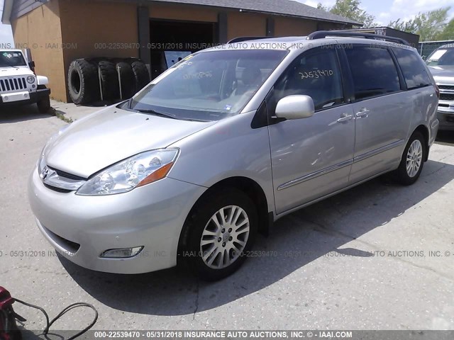 5TDBK22C98S012159 - 2008 TOYOTA SIENNA XLE/XLE LIMITED SILVER photo 2