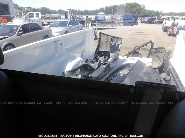 1GCEC14X27Z641182 - 2007 CHEVROLET SILVERADO C1500 CLASSIC WHITE photo 8