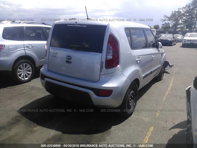 KNDJT2A58D7485566 - 2013 KIA SOUL SILVER photo 4