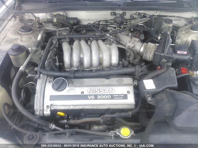 JN1CA21D4ST021686 - 1995 NISSAN MAXIMA GLE/GXE/SE WHITE photo 10