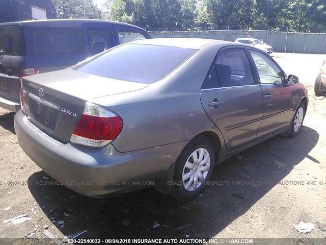 JTDBE30K853033427 - 2005 TOYOTA CAMRY LE/XLE/SE Boz foto 4