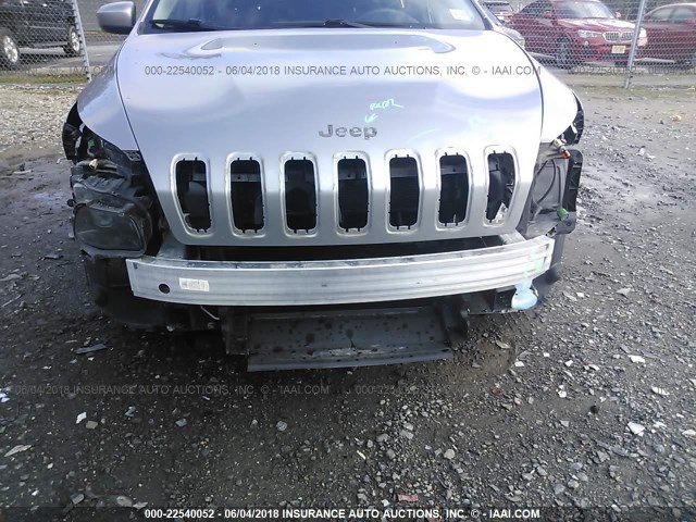 1C4PJLCB6FW690370 - 2015 JEEP CHEROKEE LATITUDE SILVER photo 6