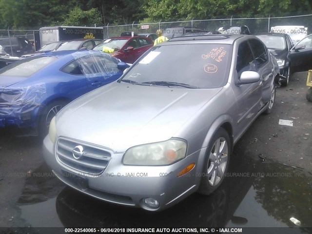 JN1DA31A72T319374 - 2002 NISSAN MAXIMA GLE/SE GRAY photo 2