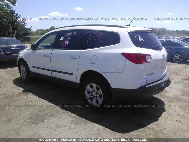 1GNLREED7AS100380 - 2010 CHEVROLET TRAVERSE LS WHITE photo 3