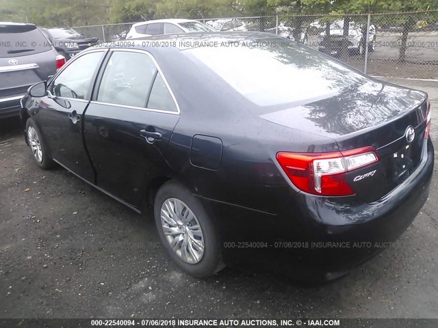 4T4BF1FK7DR289156 - 2013 TOYOTA CAMRY L/SE/LE/XLE 蓝色 照片 3