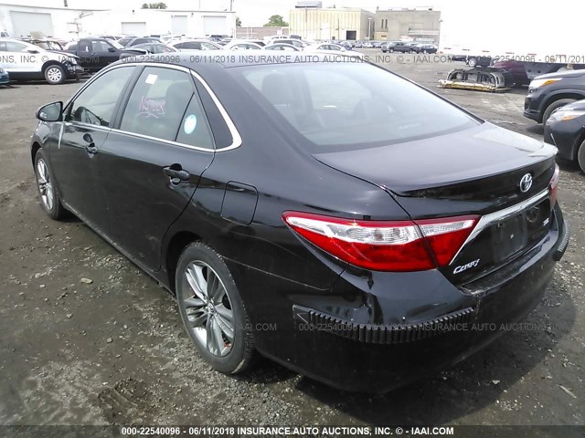 4T1BF1FK6FU113020 - 2015 TOYOTA CAMRY LE/XLE/SE/XSE BLACK photo 3