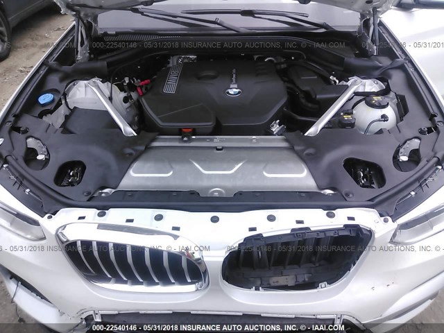 5UXTR9C52JLC81184 - 2018 BMW X3 XDRIVEM40I Белый фото 10