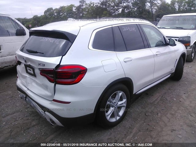 5UXTR9C52JLC81184 - 2018 BMW X3 XDRIVEM40I Белый фото 4