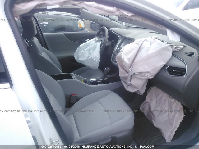 1G1ZB5ST2HF288224 - 2017 CHEVROLET MALIBU LS WHITE photo 5