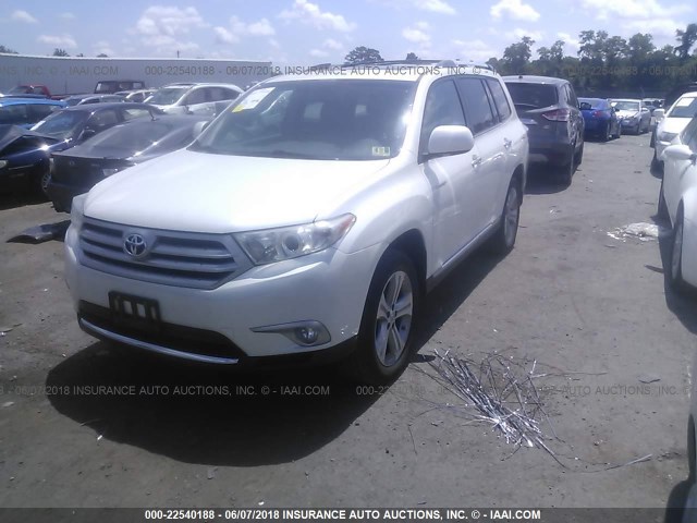 5TDDK3EH2DS222781 - 2013 TOYOTA HIGHLANDER LIMITED WHITE photo 2