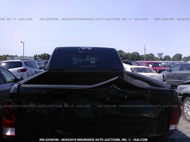 3C6UR5DJ9HG624319 - 2017 RAM 2500 SLT Чорний фото 8