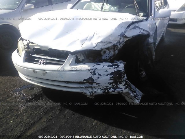 4T1BG22K9YU750057 - 2000 TOYOTA CAMRY CE/LE/XLE თეთრი ფოტო 6