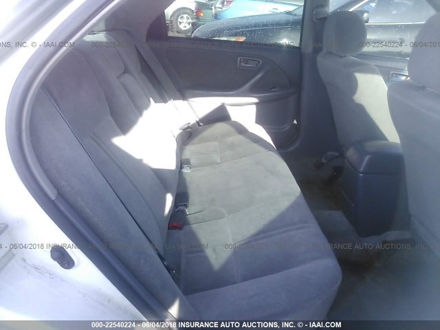 4T1BG22K9YU750057 - 2000 TOYOTA CAMRY CE/LE/XLE თეთრი ფოტო 8