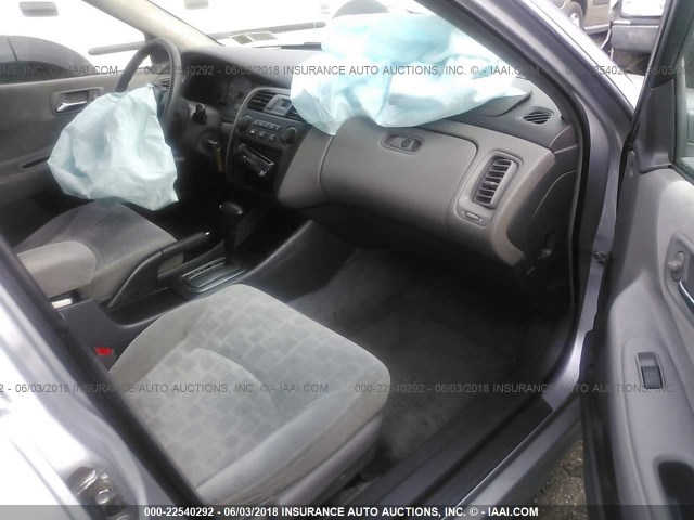 1HGCG66892A003339 - 2002 HONDA ACCORD EX/SE SILVER photo 5