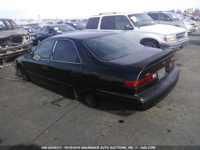 JT2BG22K5V0011154 - 1997 TOYOTA CAMRY LE/XLE BLACK photo 3