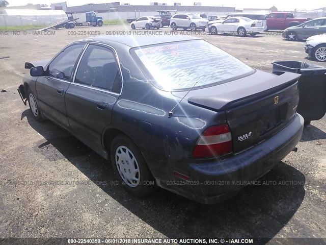 1HGCD5630RA190097 - 1994 HONDA ACCORD LX/EX BLACK photo 3