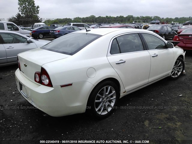 1G1ZE5E74BF108285 - 2011 CHEVROLET MALIBU LTZ 白色 照片 4