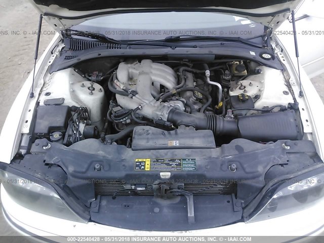 1LNHM86S83Y705824 - 2003 LINCOLN LS 白色 照片 10
