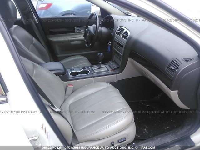 1LNHM86S83Y705824 - 2003 LINCOLN LS 白色 照片 5