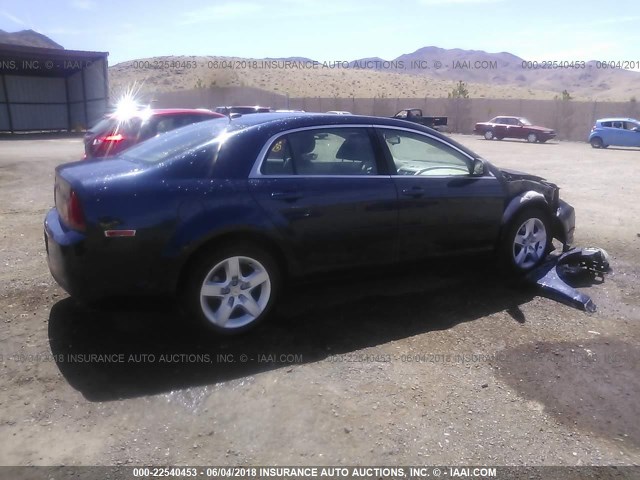 1G1ZB5E1XBF330477 - 2011 CHEVROLET MALIBU LS 深蓝色 照片 4