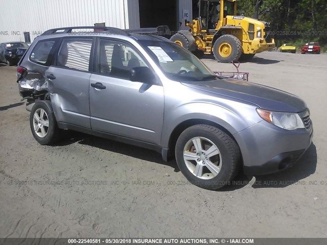 JF2SH6BC6AH770624 - 2010 SUBARU FORESTER XS Сріблястий фото 1