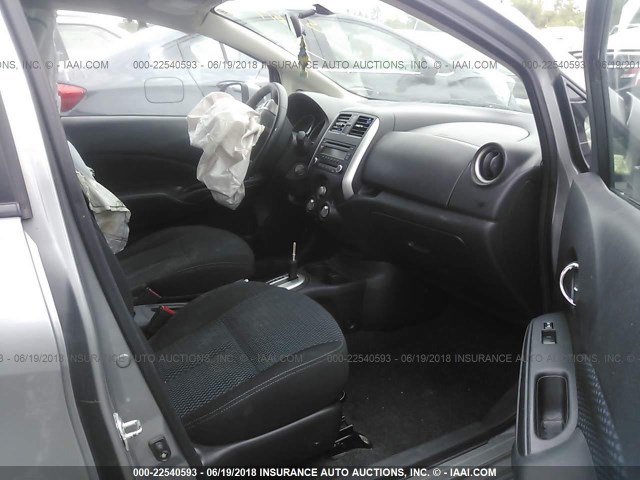 3N1CE2CP8EL405300 - 2014 NISSAN VERSA NOTE S/S PLUS/SV/SL GRAY photo 5