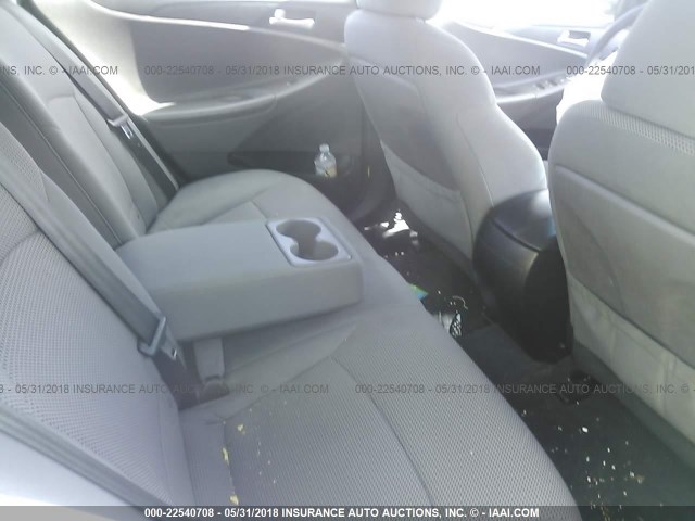 5NPEB4AC0DH696951 - 2013 HYUNDAI SONATA GLS GRAY photo 8