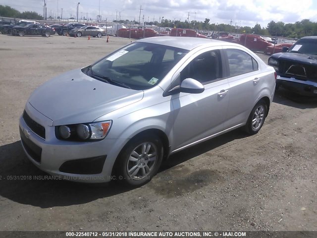 1G1JA5SH3C4175186 - 2012 CHEVROLET SONIC LS 银色 照片 2