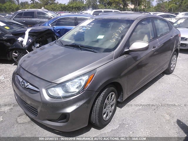 KMHCT4AE0DU478791 - 2013 HYUNDAI ACCENT GLS/GS TAN photo 2