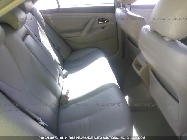 4T4BF3EK9AR064603 - 2010 TOYOTA CAMRY SE/LE/XLE SILVER photo 8