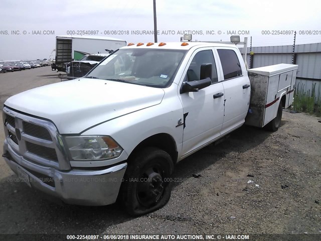 3C7WRTCL1DG591967 - 2013 RAM 3500 WHITE photo 2