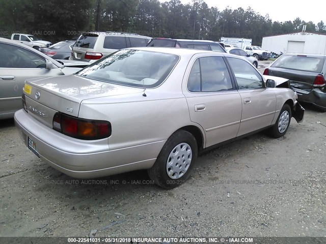 4T1BG12K0TU690642 - 1996 TOYOTA CAMRY DX/LE/XLE GOLD photo 4