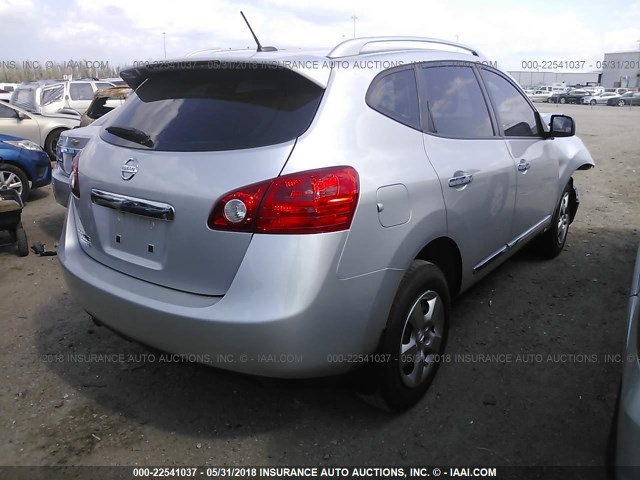 JN8AS5MT7FW165098 - 2015 NISSAN ROGUE SELECT S SILVER photo 4