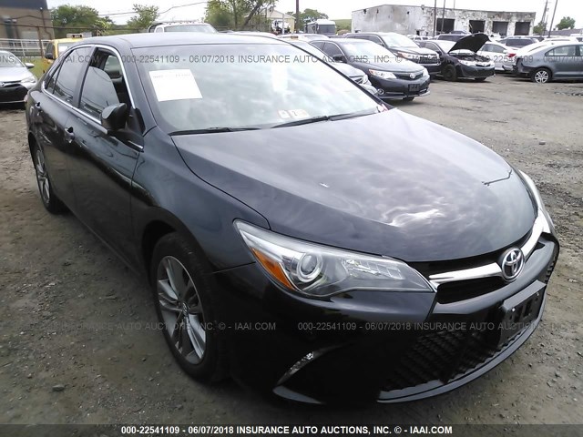 4T1BF1FK2FU495255 - 2015 TOYOTA CAMRY LE/XLE/SE/XSE BLACK photo 1