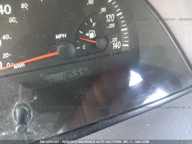 4T1BE32K14U329665 - 2004 TOYOTA CAMRY LE/XLE/SE ვერცხლისფერი ფოტო 7