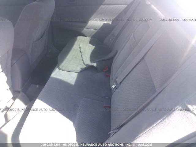 4T1BE32K14U329665 - 2004 TOYOTA CAMRY LE/XLE/SE ვერცხლისფერი ფოტო 8