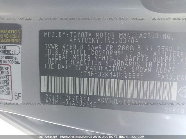 4T1BE32K14U329665 - 2004 TOYOTA CAMRY LE/XLE/SE ვერცხლისფერი ფოტო 9