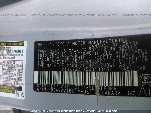 2T1KR32EX5C340343 - 2005 TOYOTA COROLLA MATRIX XR SILVER photo 9