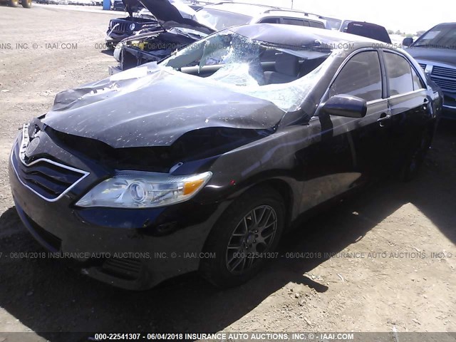 4T4BF3EK7BR148145 - 2011 TOYOTA CAMRY SE/LE/XLE BLACK photo 2
