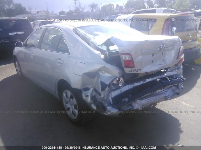 4T1BE46K67U140983 - 2007 TOYOTA CAMRY NEW GENERAT CE/LE/XLE/SE SILVER photo 3