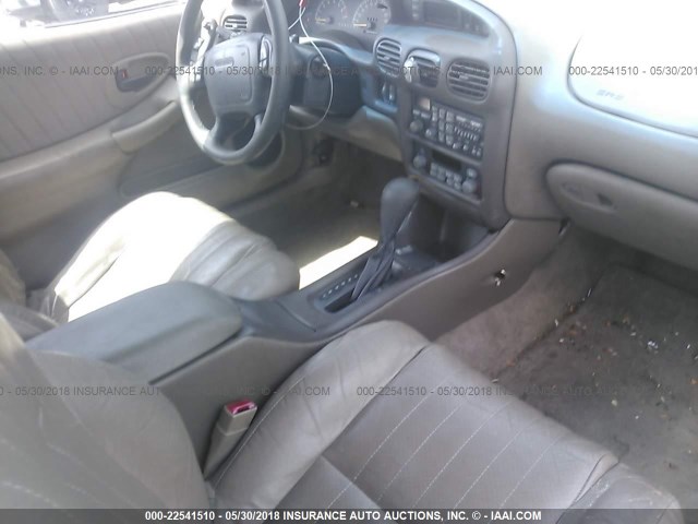 1G2WR1218XF317418 - 1999 PONTIAC GRAND PRIX GTP WHITE photo 5