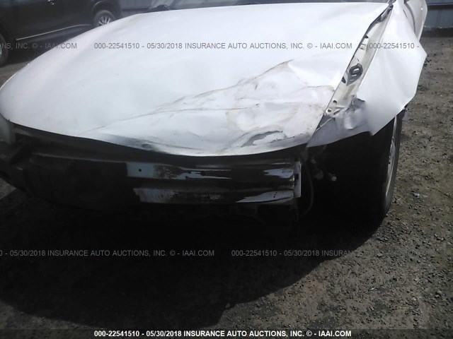 1G2WR1218XF317418 - 1999 PONTIAC GRAND PRIX GTP WHITE photo 6