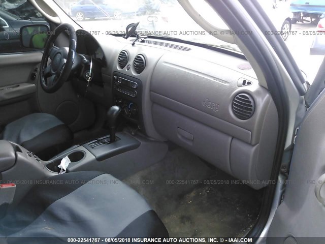 1J4GK48K73W730537 - 2003 JEEP LIBERTY SPORT/FREEDOM ვერცხლისფერი ფოტო 5