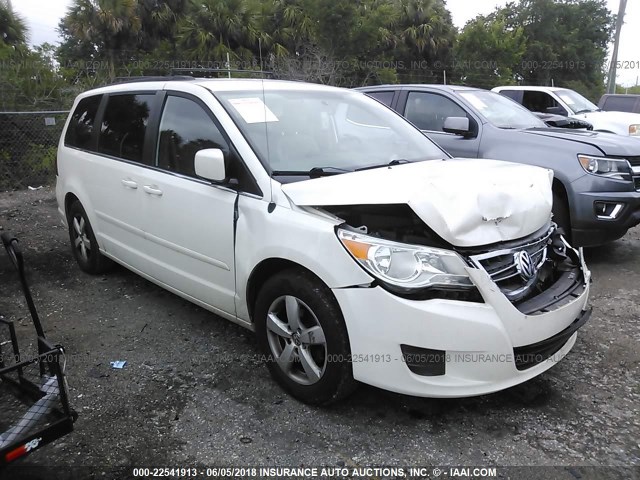 2V4RW3DGXBR634154 - 2011 VOLKSWAGEN ROUTAN SE WHITE photo 1