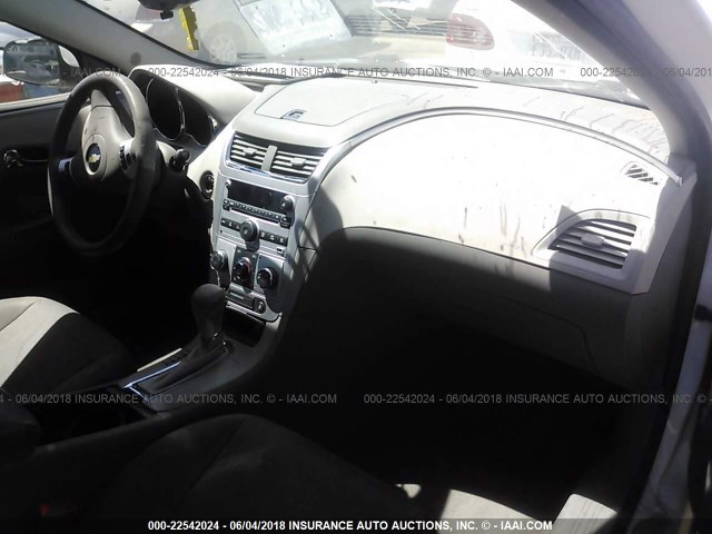 1G1ZC5E07CF148208 - 2012 CHEVROLET MALIBU 1LT 白色 照片 5