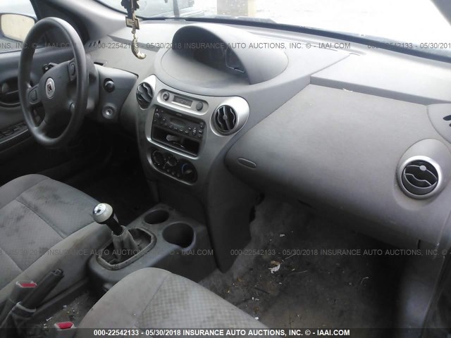 1G8AZ52F15Z129368 - 2005 SATURN ION LEVEL 2 SILVER photo 5