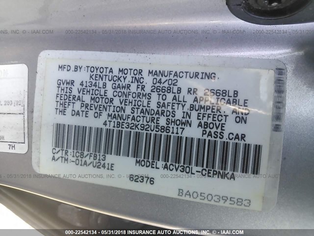 4T1BE32K92U586117 - 2002 TOYOTA CAMRY LE/XLE/SE 银色 照片 9