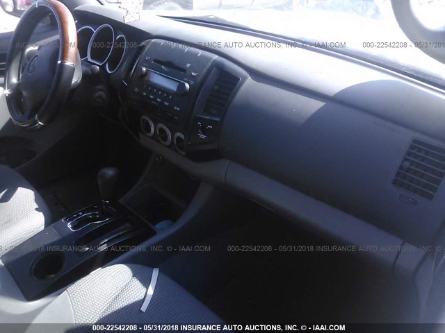 5TETX22N46Z170996 - 2006 TOYOTA TACOMA ACCESS CAB Weiß Foto 5