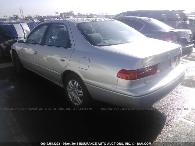 4T1BG22K61U077783 - 2001 TOYOTA CAMRY CE/LE/XLE 银色 照片 3