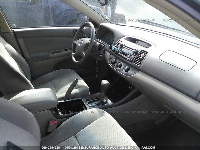 4T1BF32K74U080396 - 2004 TOYOTA CAMRY LE/XLE/SE 绿色 照片 5